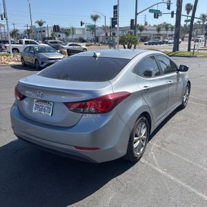 HYUNDAI ELANTRA SE - 8