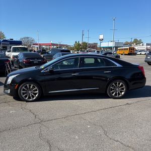 Cadillac XTS Luxury - 3