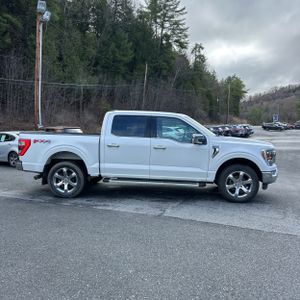 FORD F-150 LARIAT - 10