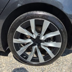 صورة مصغرة 18 لـ 2025 Tesla MODEL 3 LONG RANGE