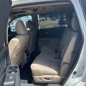 صورة 33 لـ 2020 Honda PILOT TOURING