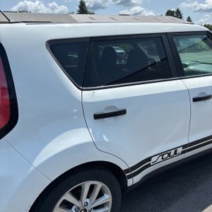2017 KIA SOUL + — фото 8