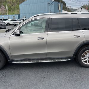 MERCEDES-BENZ GLS - 4