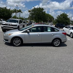 FORD FOCUS SE - 3
