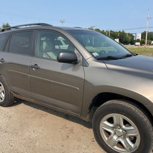صورة مصغرة 13 لـ 2011 Toyota RAV4 BASE