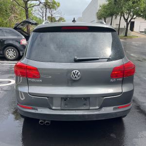 VOLKSWAGEN TIGUAN S - 7