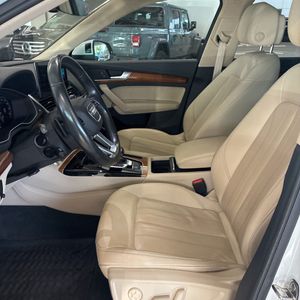 صورة 31 لـ 2021 AUDI Q5 PREMIUM