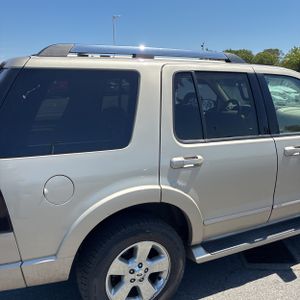 FORD EXPLORER LIMITED - 9