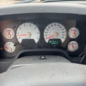 2006 Dodge RAM 2500 SLT — миниатюра 41