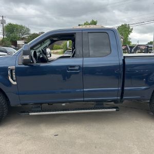 FORD F-250 SUPER DUTY LARIAT - 4