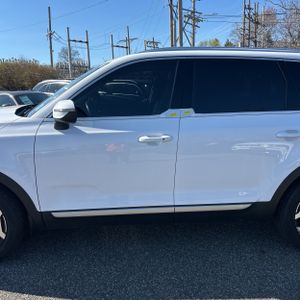 KIA TELLURIDE EX - 4