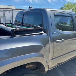 Toyota Tacoma SR5 V6 - 9