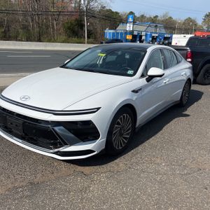 HYUNDAI SONATA HYBRID LIMITED - 1