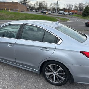 SUBARU LEGACY 3.6R LIMITED - 6