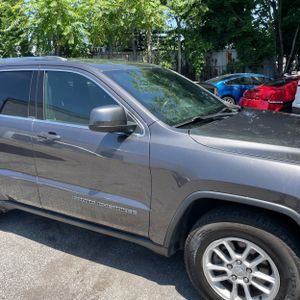 2019 JEEP GRAND CHEROKEE LAREDO E 缩略图 13