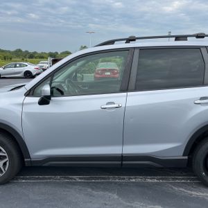 2020 Subaru FORESTER PREMIUM — фото 4