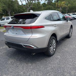 2024 Toyota VENZA XLE photo 8