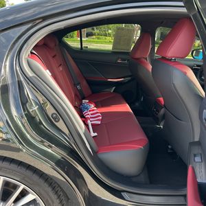 2025 Lexus IS 300 BASE — миниатюра 34