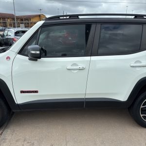 JEEP RENEGADE TRAILHAWK - 3