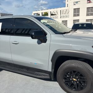 2026 Chevrolet SILVERADO EV LT — миниатюра 13
