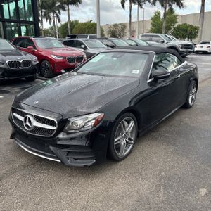 MERCEDES-BENZ E-CLASS - 1