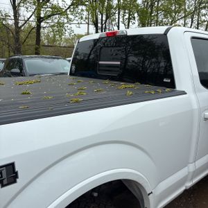 FORD F-150 LARIAT - 9