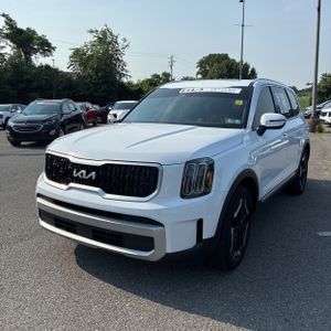 2024 KIA TELLURIDE EX photo 1
