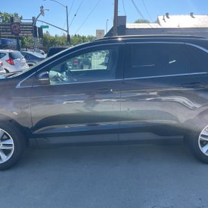 FORD EDGE SEL - 4