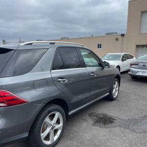 MERCEDES-BENZ GLE - 9