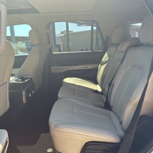 صورة 34 لـ 2019 FORD EXPEDITION PLATINUM