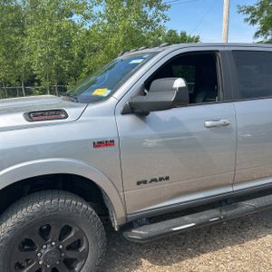 2019 RAM 2500 LARAMIE 照片 2
