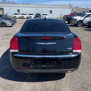 CHRYSLER 300 LIMITED - 6