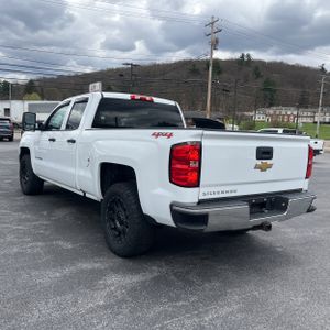 CHEVROLET SILVERADO 1500 LS - 5