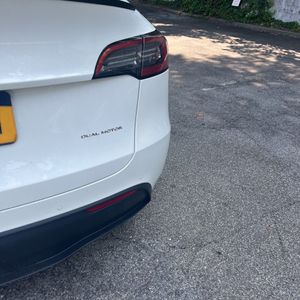 2021 Tesla MODEL Y LONG RANGE 缩略图 23