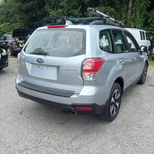صورة 8 لـ 2017 Subaru FORESTER 2.5I