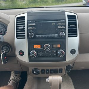 صورة مصغرة 36 لـ 2014 Nissan FRONTIER SV