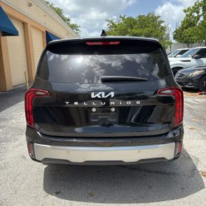 صورة 7 لـ 2025 KIA TELLURIDE LX