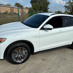 2022 ALFA Romeo STELVIO SPRINT 照片 2