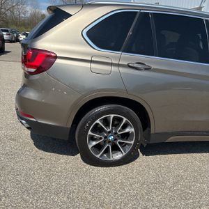 BMW X5 XDRIVE35I - 9