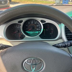 صورة مصغرة 36 لـ 2005 Toyota HIGHLANDER BASE