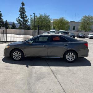 TOYOTA CAMRY - 3