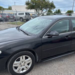 CHEVROLET IMPALA LT - 2