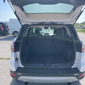 صورة مصغرة 21 لـ 2018 FORD ESCAPE SE