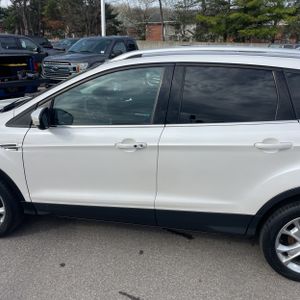FORD ESCAPE TITANIUM - 4