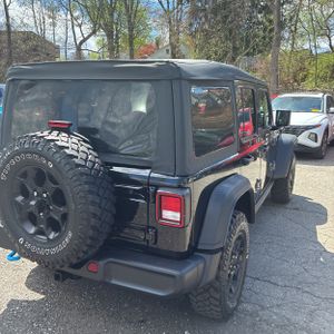 JEEP WRANGLER WILLYS 4XE - 8