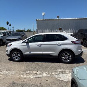 FORD EDGE SEL - 3