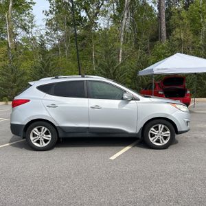 HYUNDAI TUCSON GLS - 10