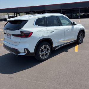 2025 BMW X1 XDRIVE28I — фото 8
