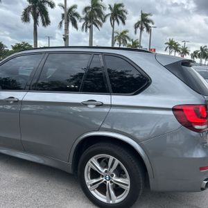 BMW X5 SDRIVE35I - 6