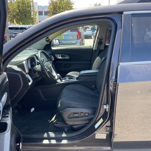 2015 Chevrolet EQUINOX LT — миниатюра 32